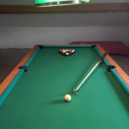 Aux Buzons, Jolie Champenoise