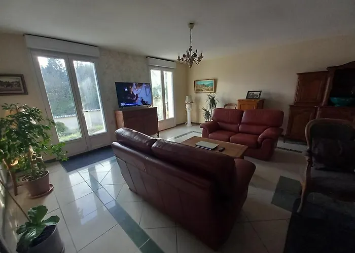 Aux Buzons, Jolie Champenoise Вилла Moslins