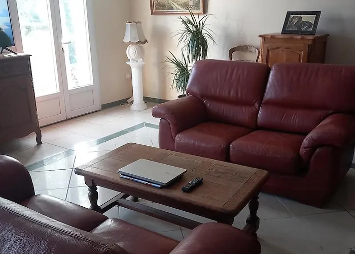 Aux Buzons, Jolie Champenoise Вилла *